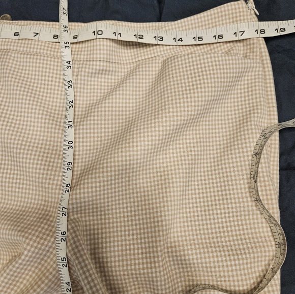 Loft Outlet Petite gingham capris - Picture 8 of 8